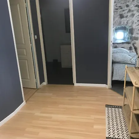 Location De Charme Au Coeur De L'auvergne *