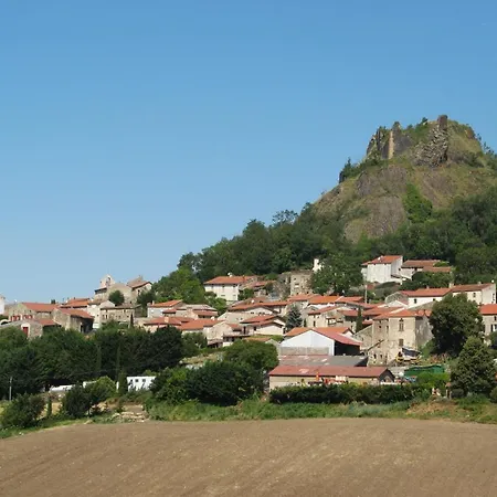 Hébergement de vacances Location De Charme Au Coeur De L'auvergne Yronde-et-Buron